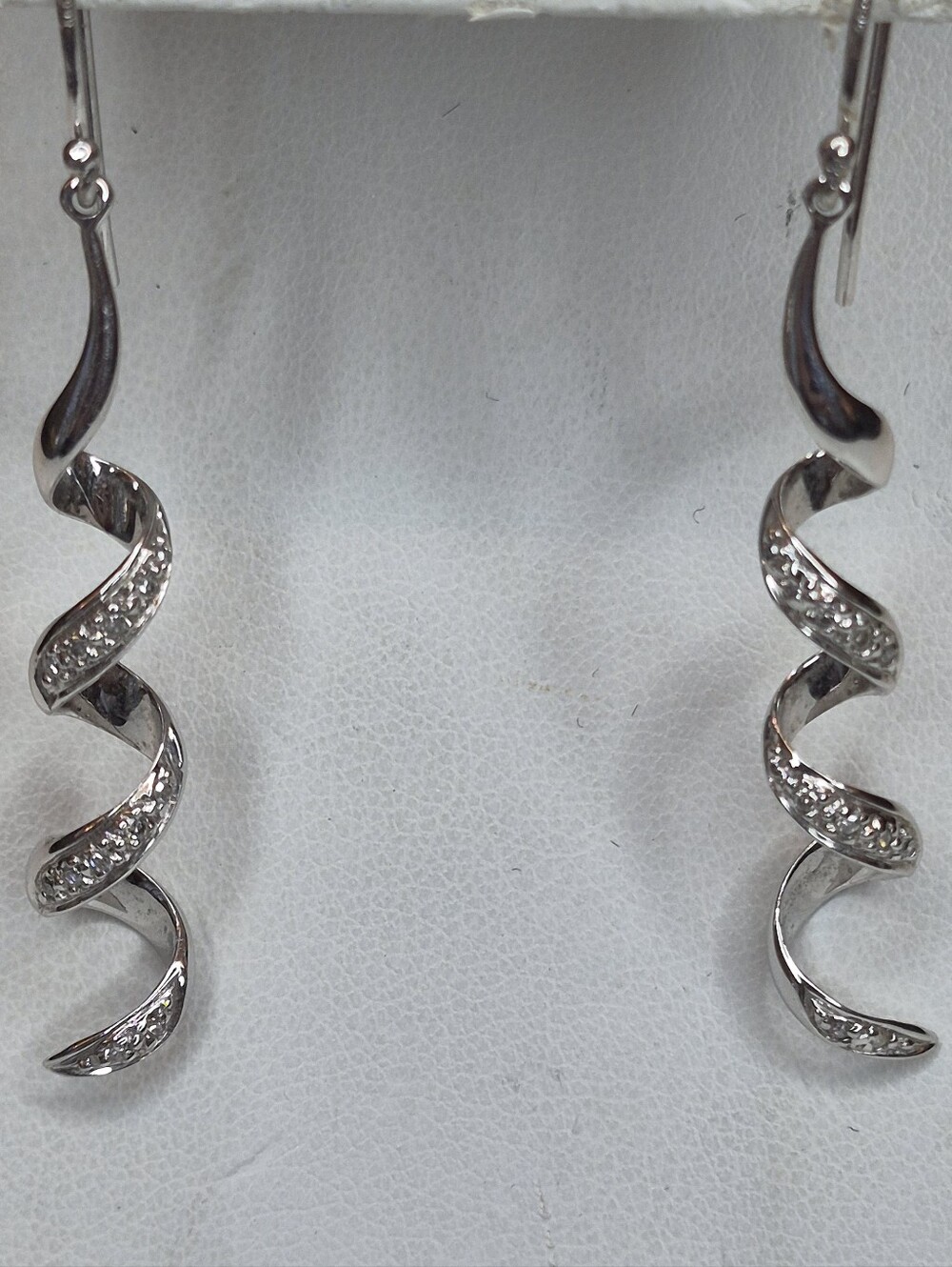 14k White Gold Diamond Spiral Corkscrew Dangle Drop Earrings By TAJ. 4.1gtw